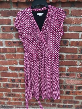 Liz Claiborne Pink & Black Geometric Wrap Dress
